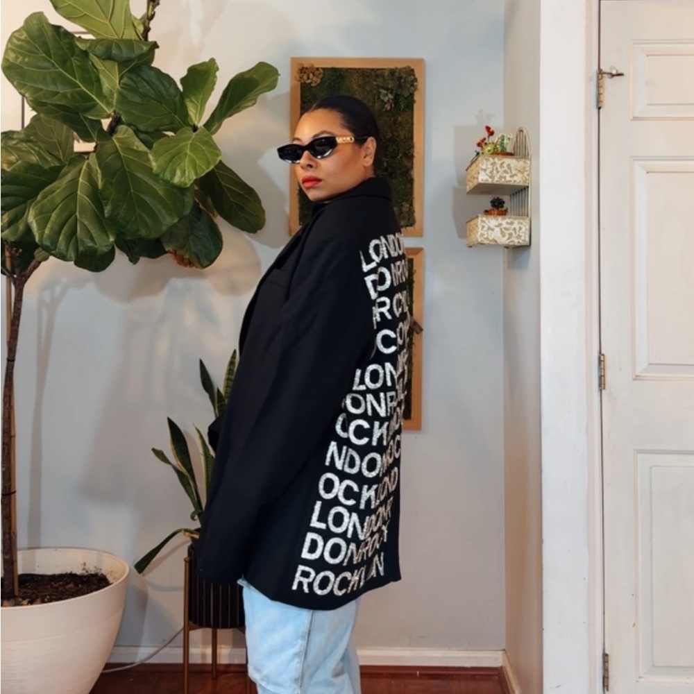 LONDON ROCK HAND PRESSED RHINESTONE OVERSIZED BOYFRIEND BLAZER SZ S/4